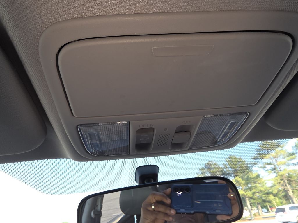 2010 Honda CR-V Image 35