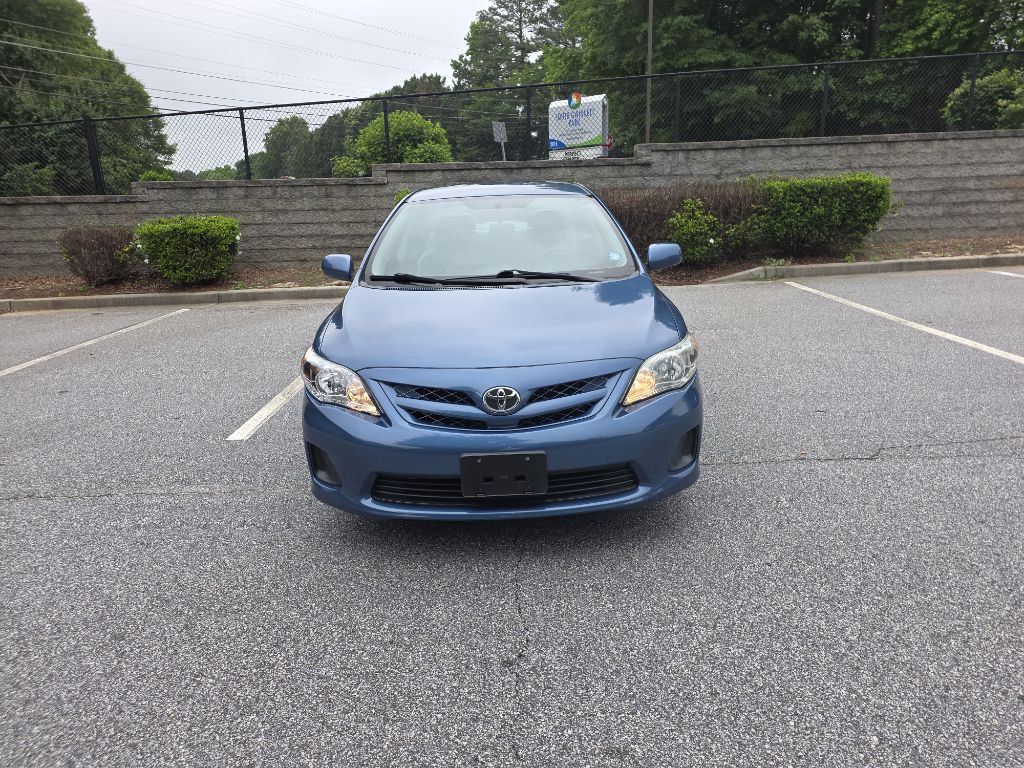 2013 Toyota Corolla Image 2