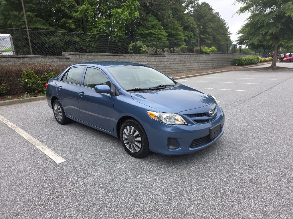 2013 Toyota Corolla Image 3