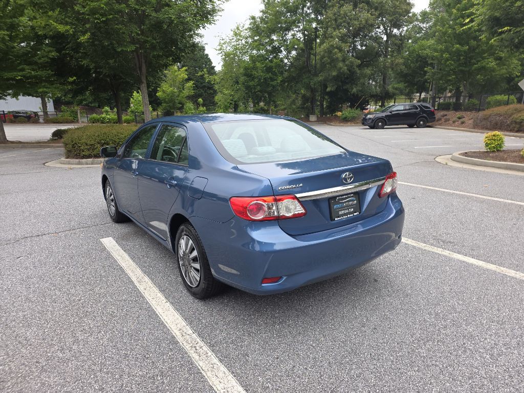 2013 Toyota Corolla Image 5