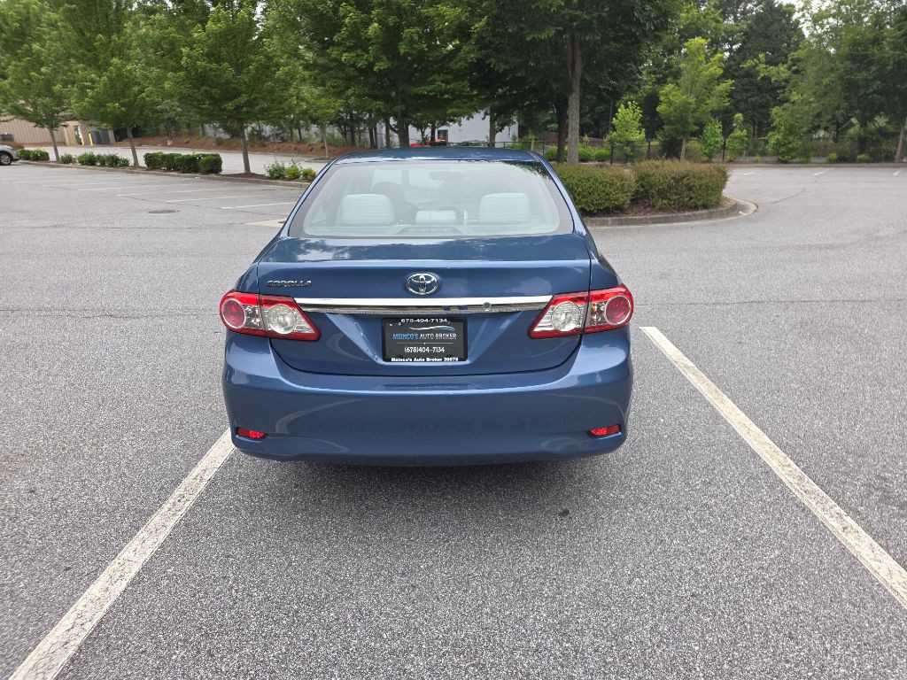 2013 Toyota Corolla Image 6