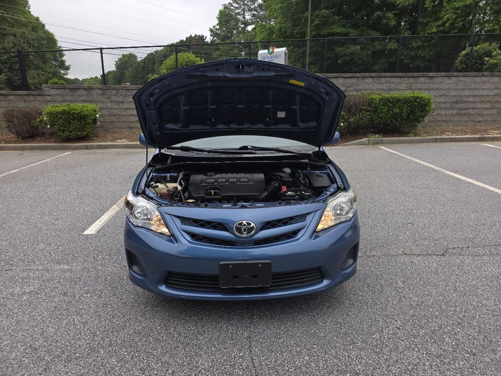 2013 Toyota Corolla Image 18