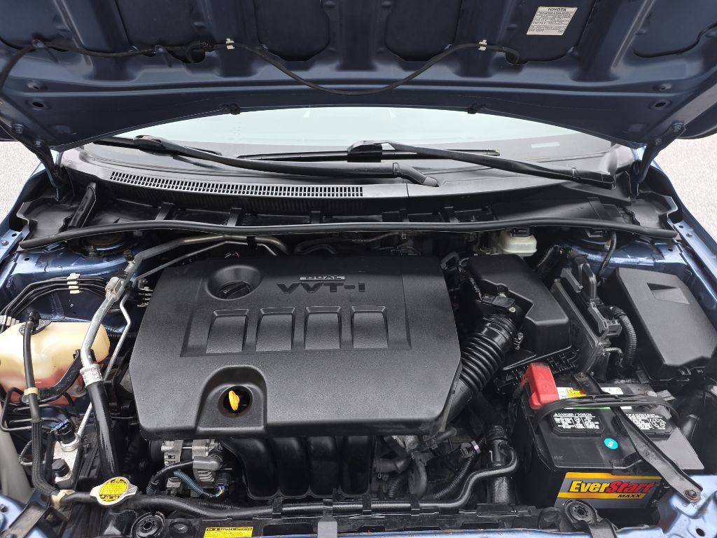 2013 Toyota Corolla Image 25