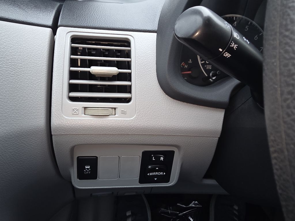 2013 Toyota Corolla Image 29