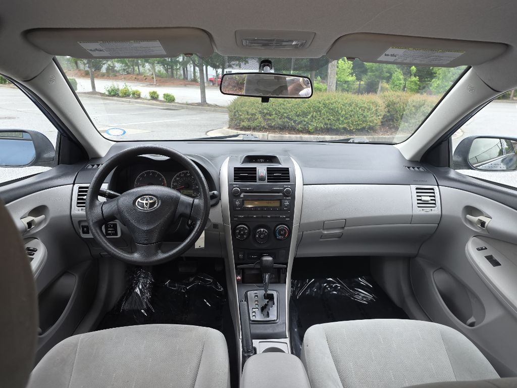2013 Toyota Corolla Image 34