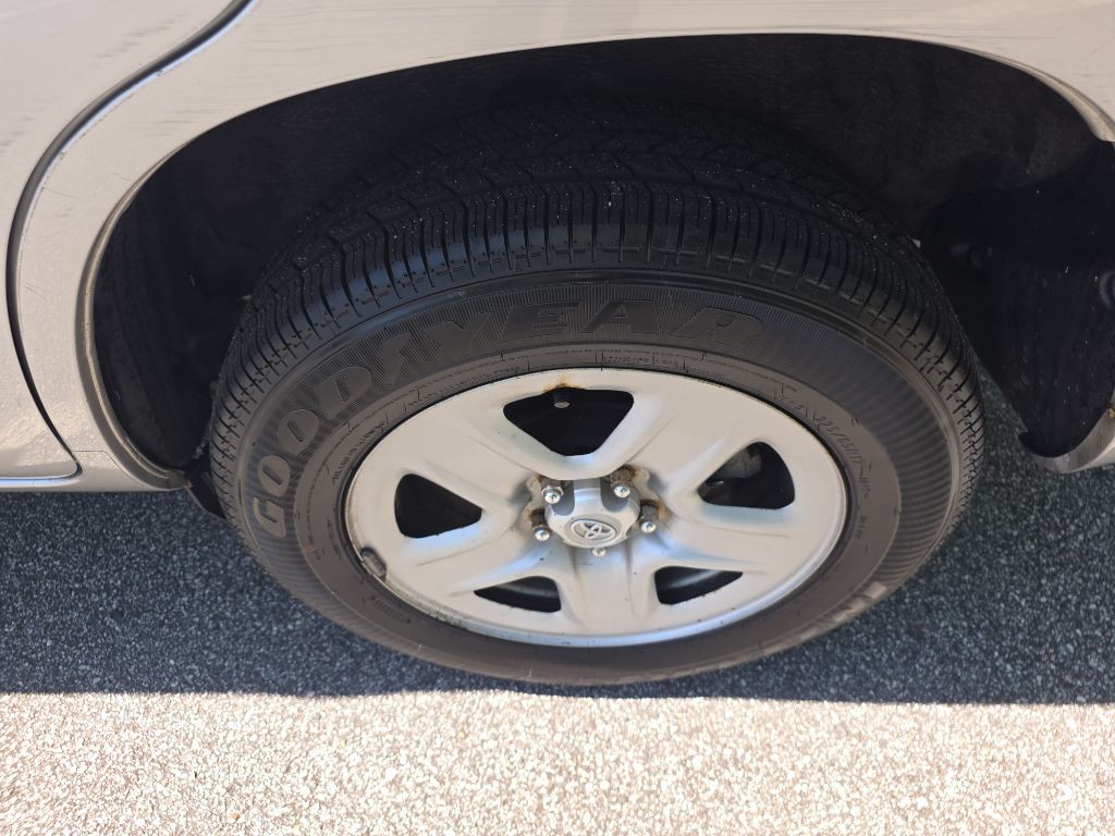 2012 Toyota Rav4 Image 22