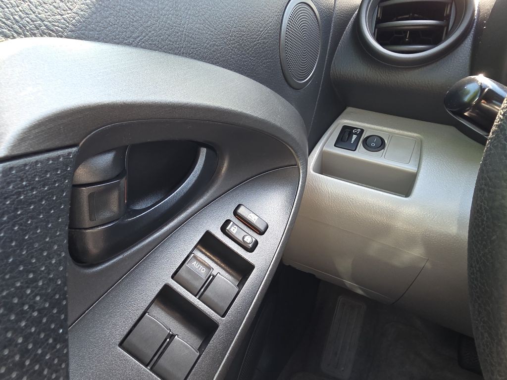 2012 Toyota Rav4 Image 34