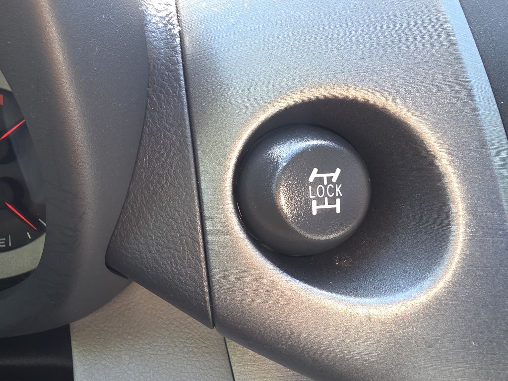 2012 Toyota Rav4 Image 35