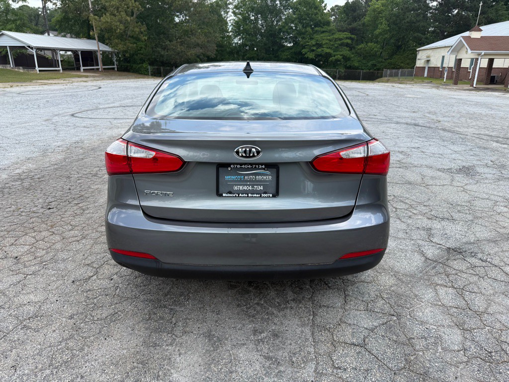 2016 Kia Forte Image 6
