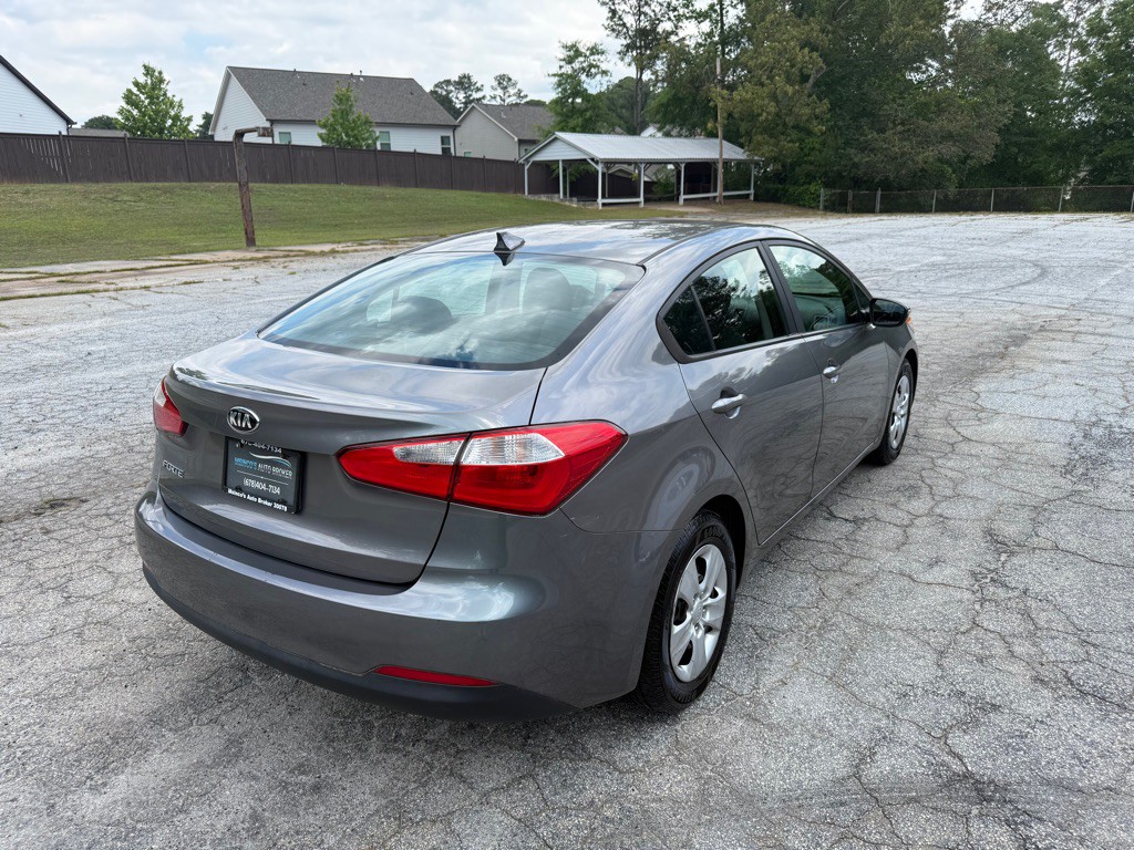 2016 Kia Forte Image 7