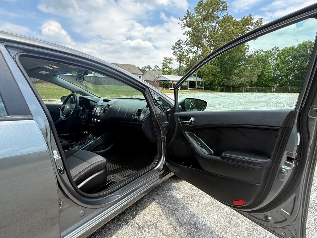 2016 Kia Forte Image 15