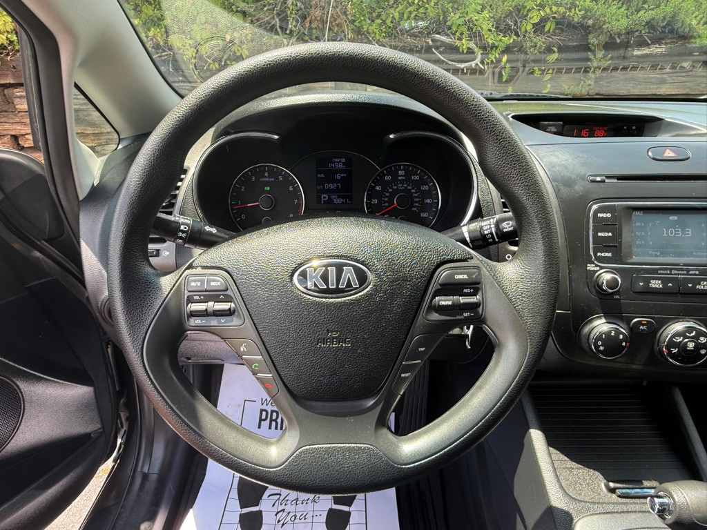 2016 Kia Forte Image 28