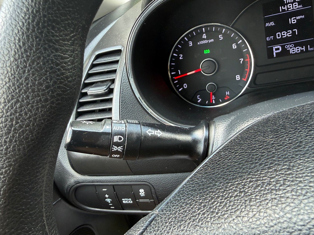 2016 Kia Forte Image 34