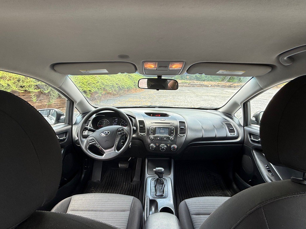2016 Kia Forte Image 44
