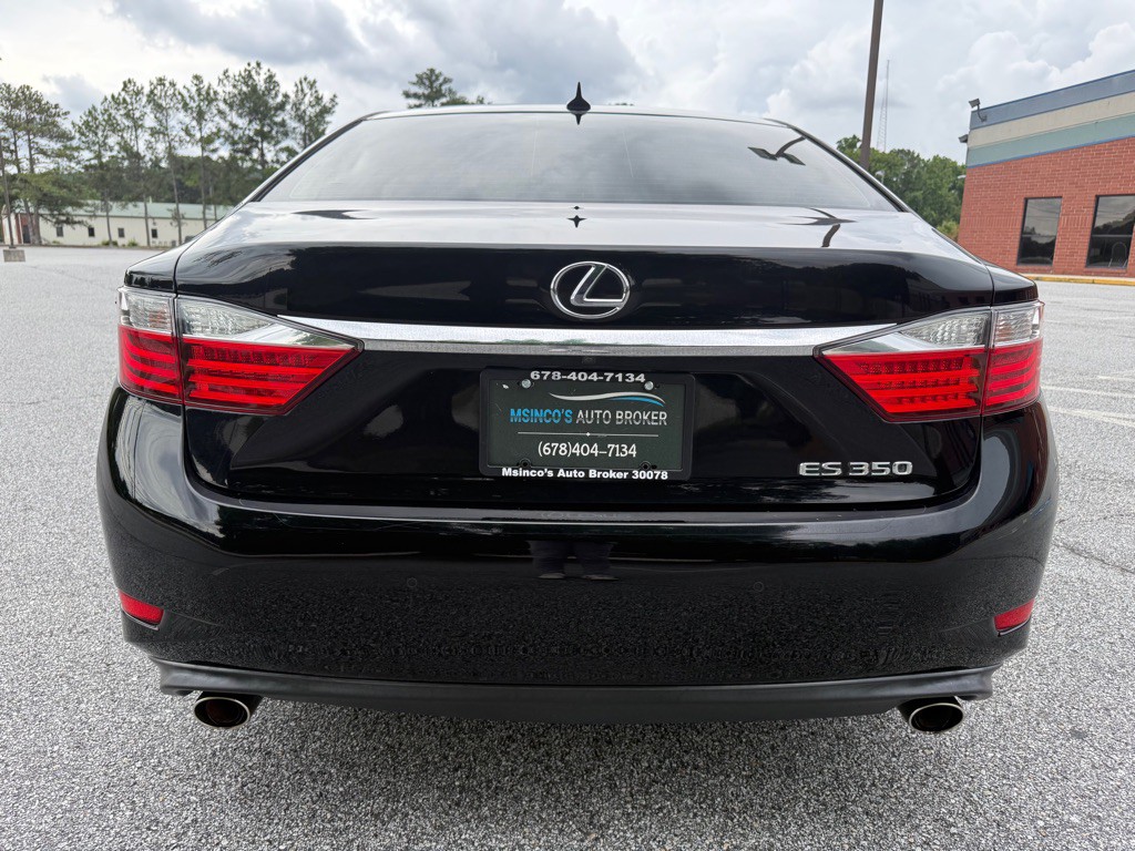 2013 Lexus ES Image 6