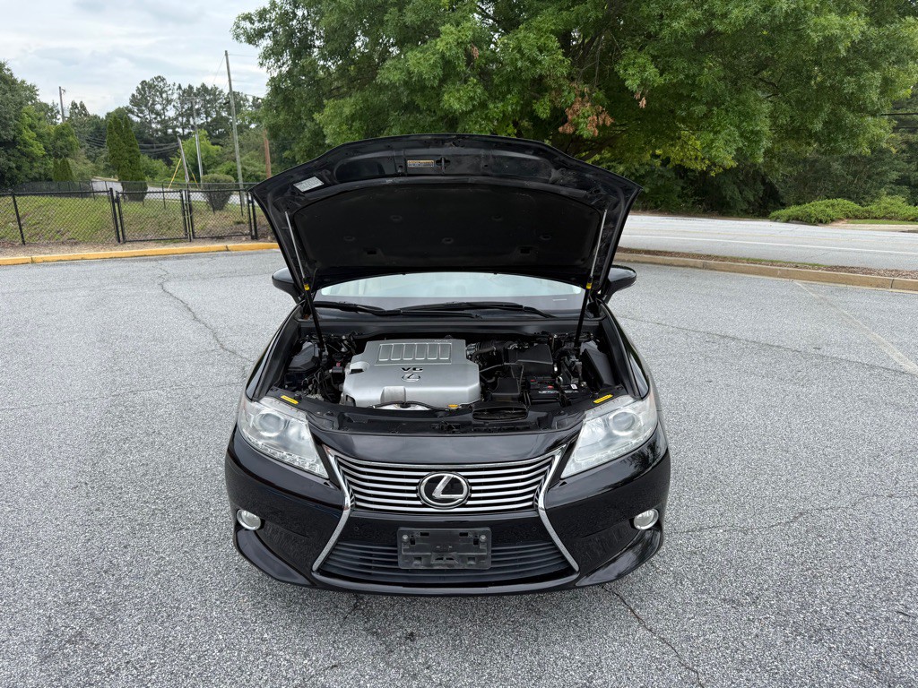 2013 Lexus ES Image 22