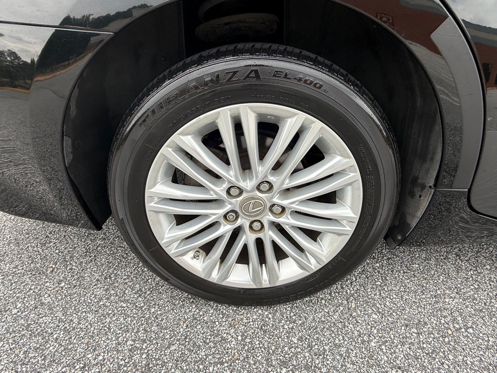 2013 Lexus ES Image 25