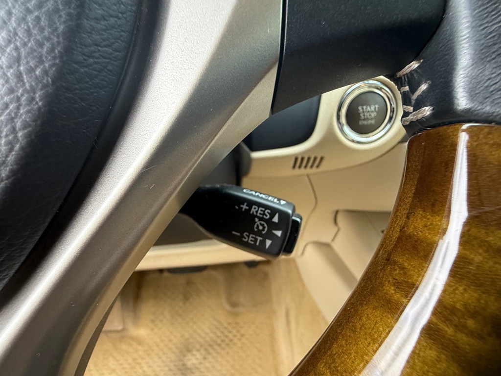 2013 Lexus ES Image 33