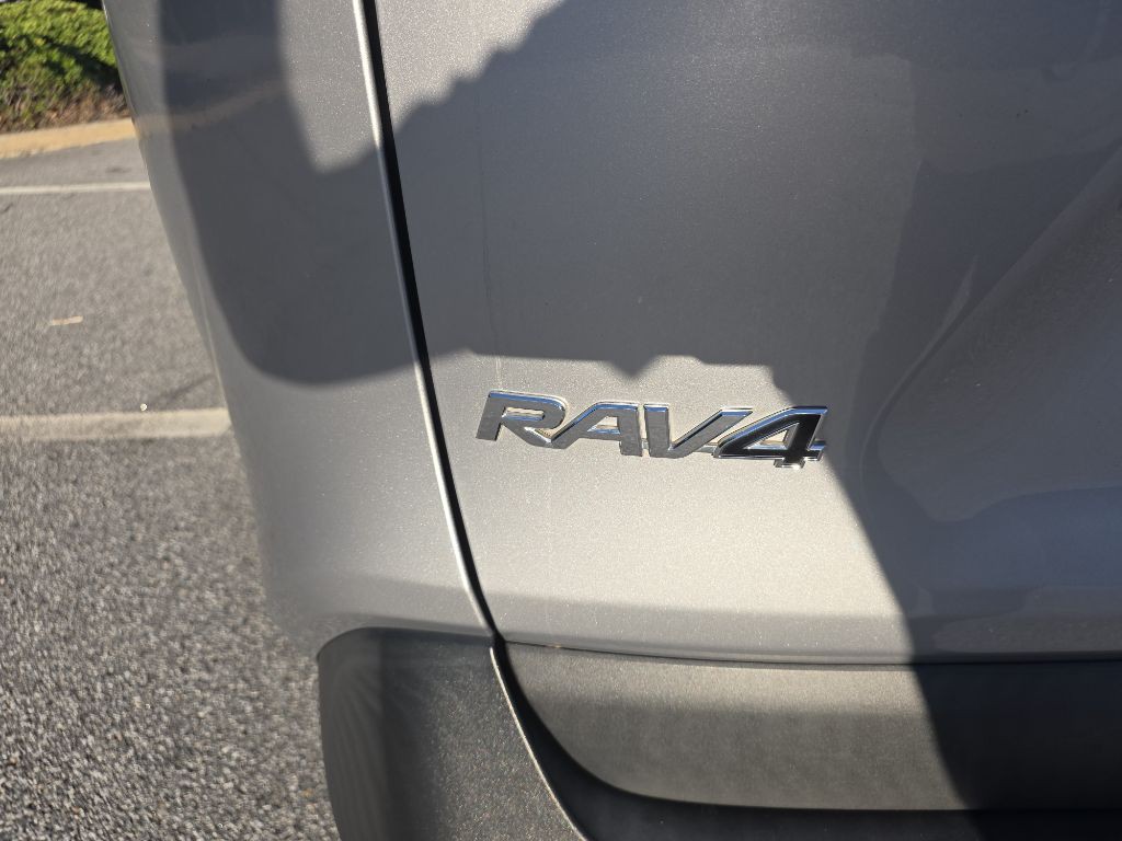 2020 Toyota Rav4 Image 23