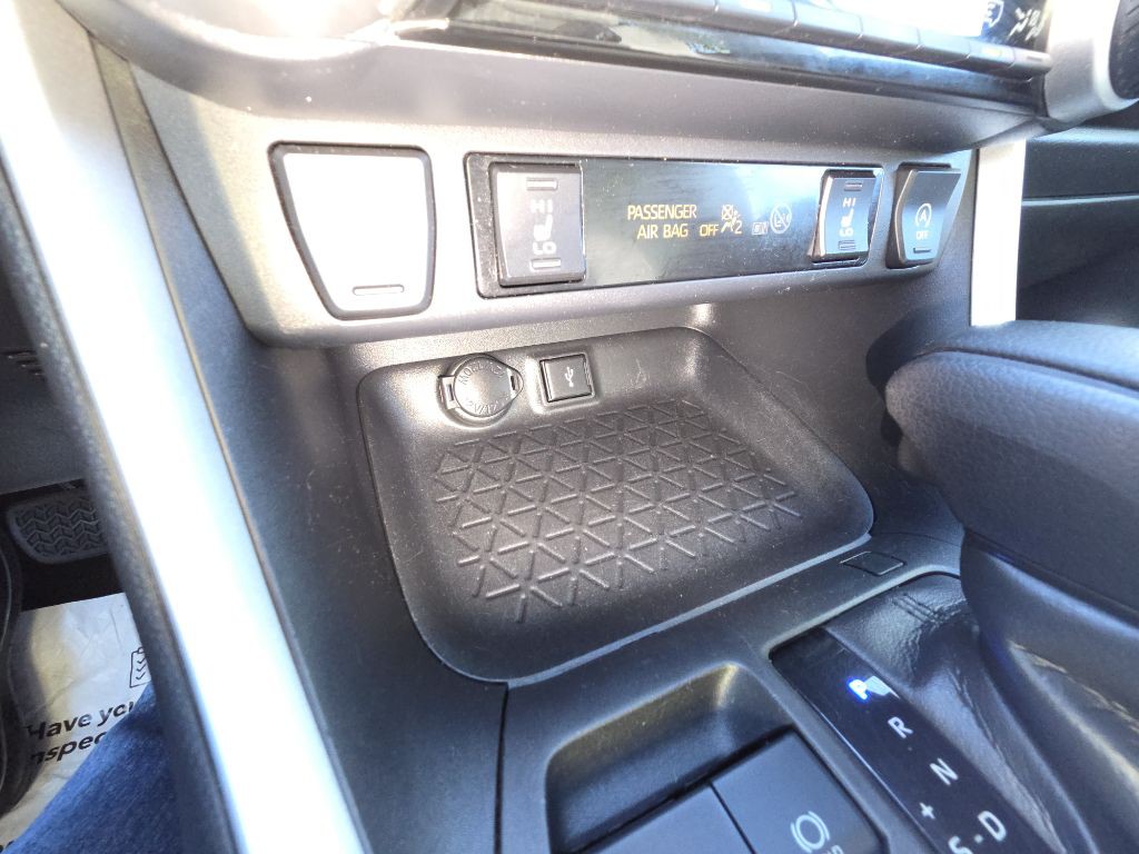 2020 Toyota Rav4 Image 35