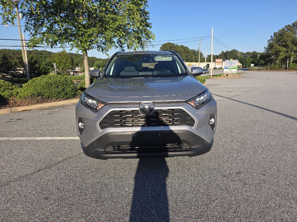 2020 Toyota Rav4 Image 2