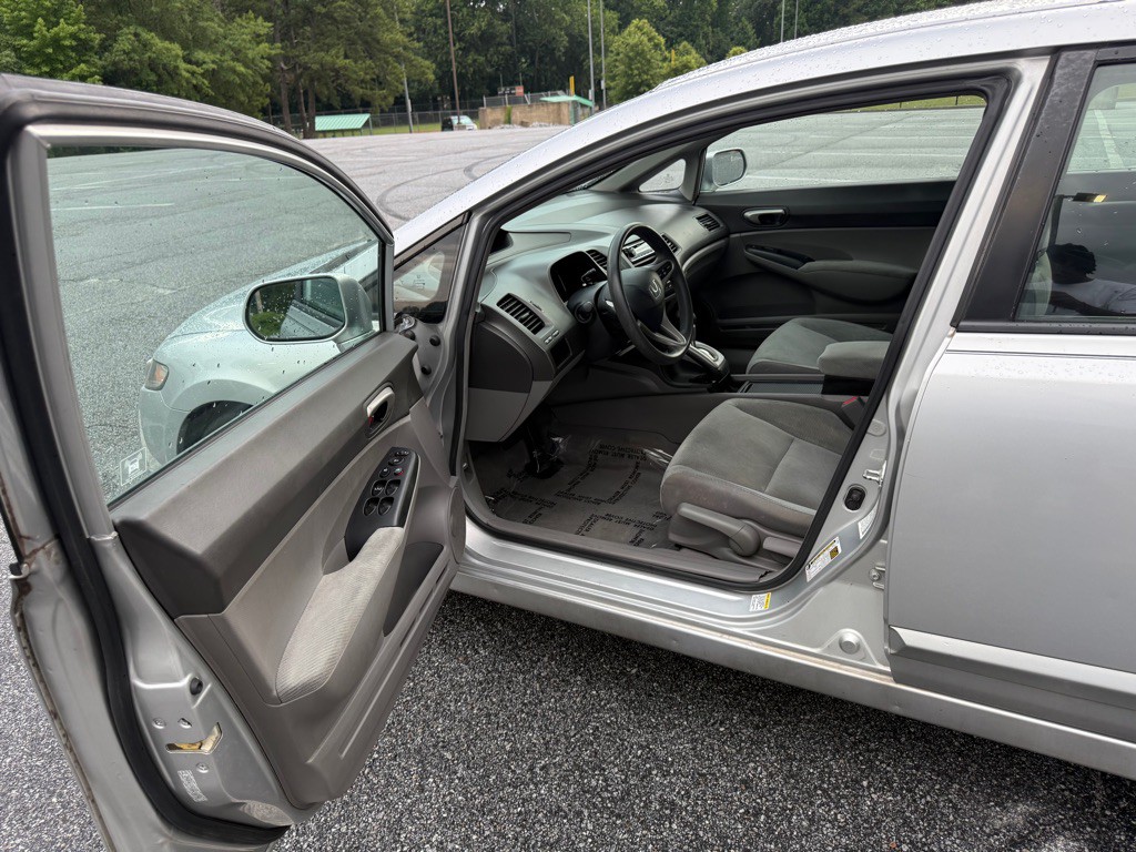 2011 Honda Civic Image 9