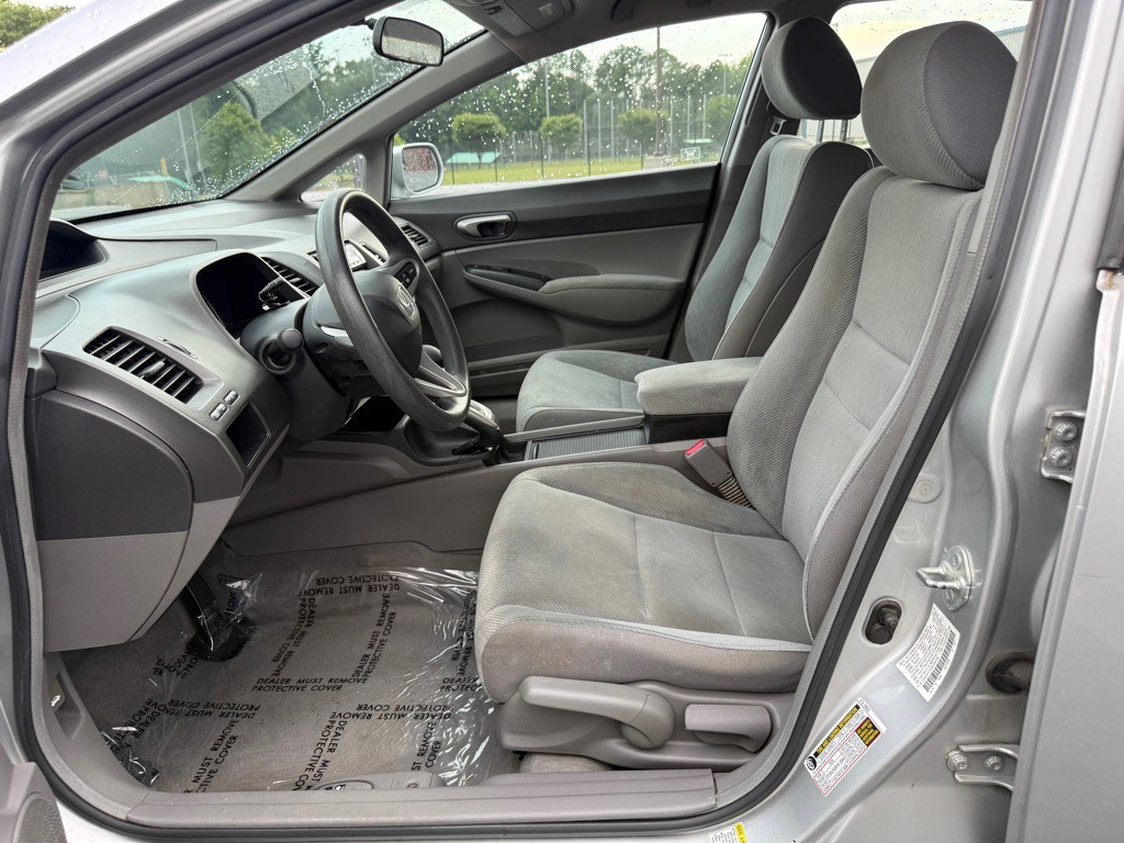 2011 Honda Civic Image 10