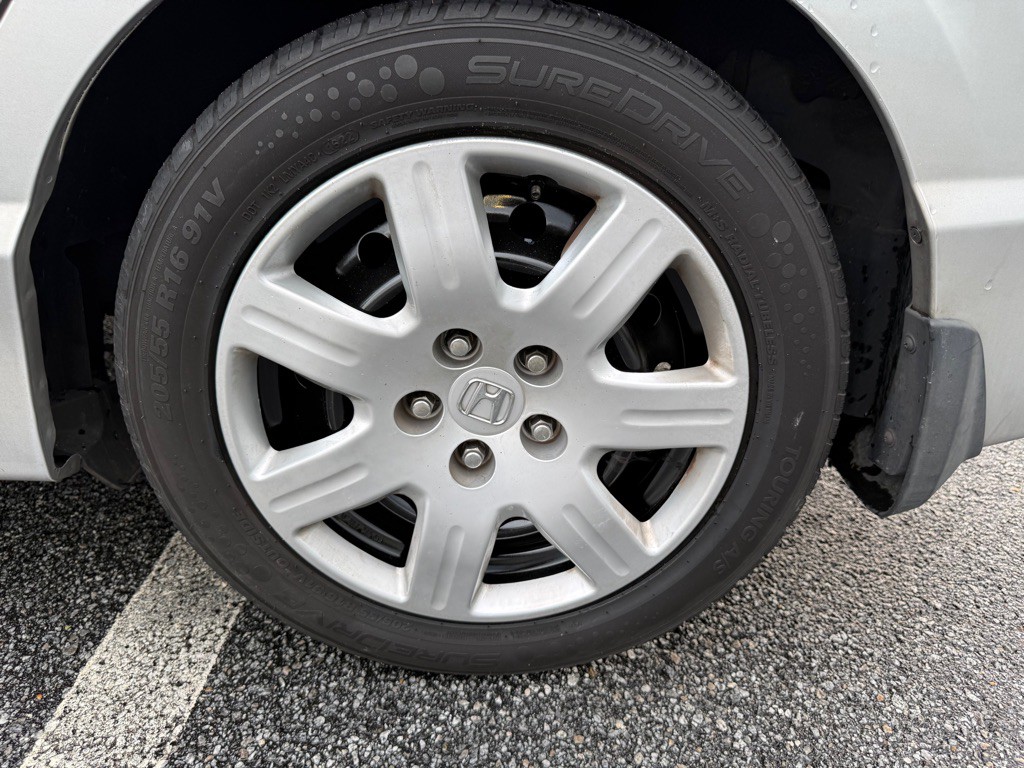 2011 Honda Civic Image 22