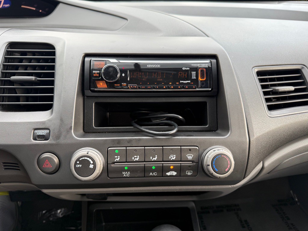 2011 Honda Civic Image 35