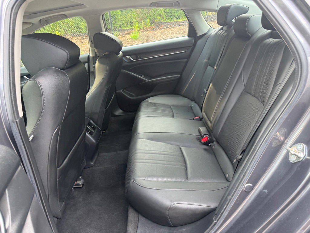 2019 Honda Accord Image 12