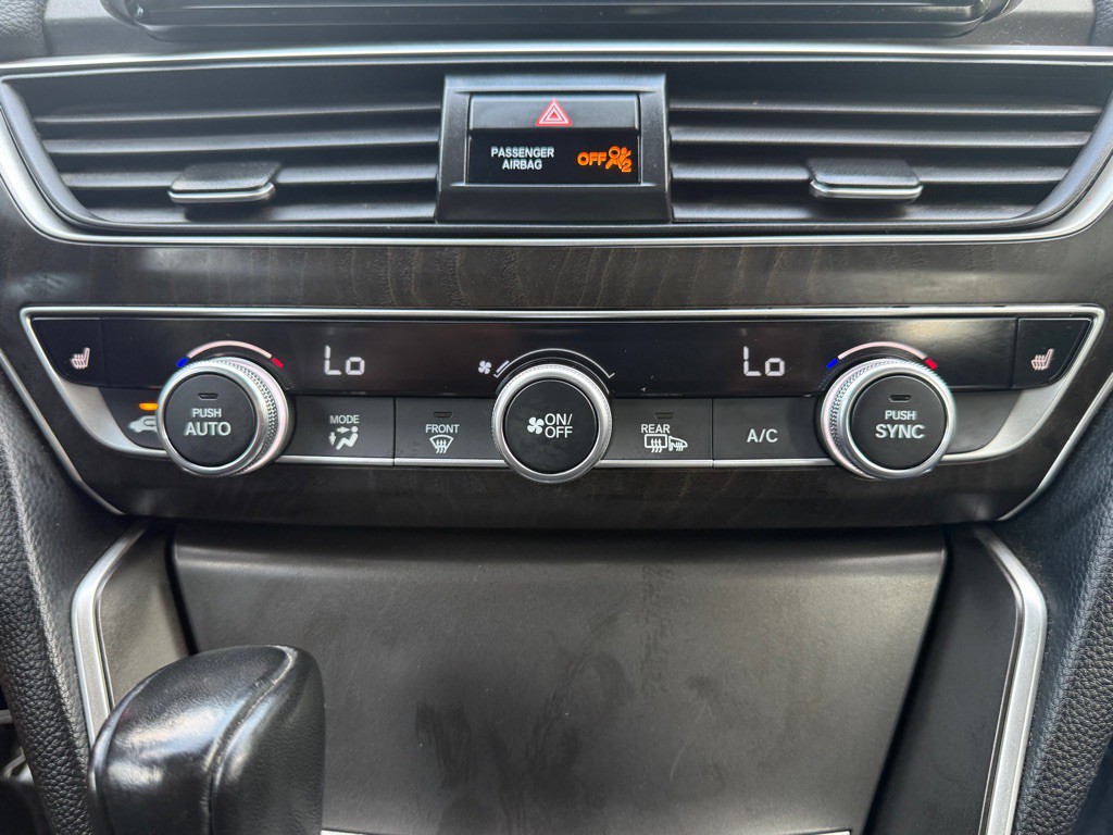 2019 Honda Accord Image 42