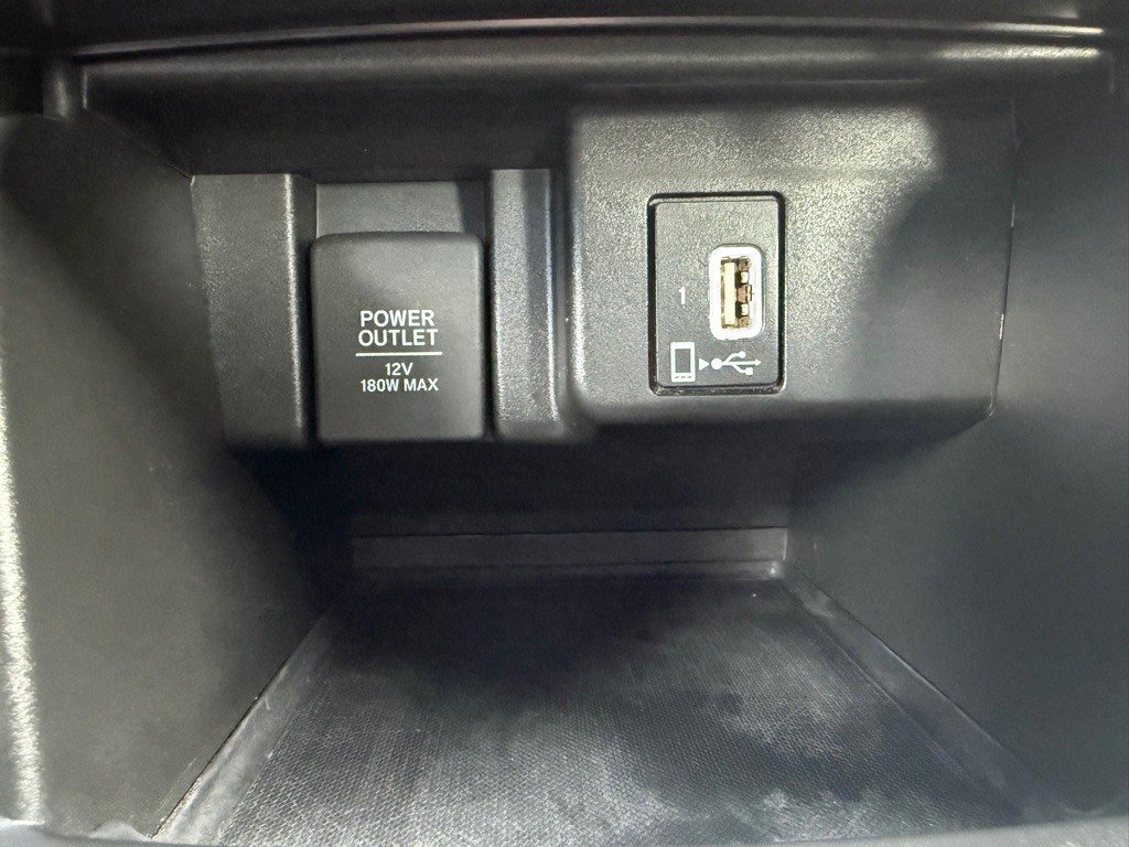 2019 Honda Accord Image 45