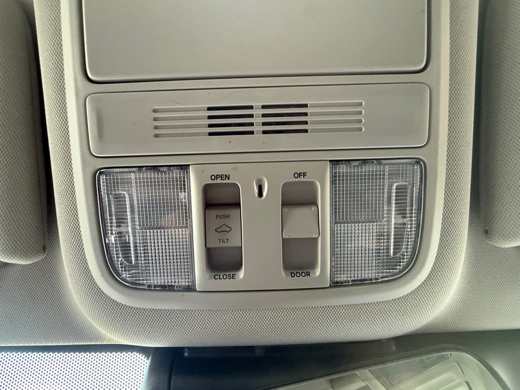 2019 Honda Accord Image 47