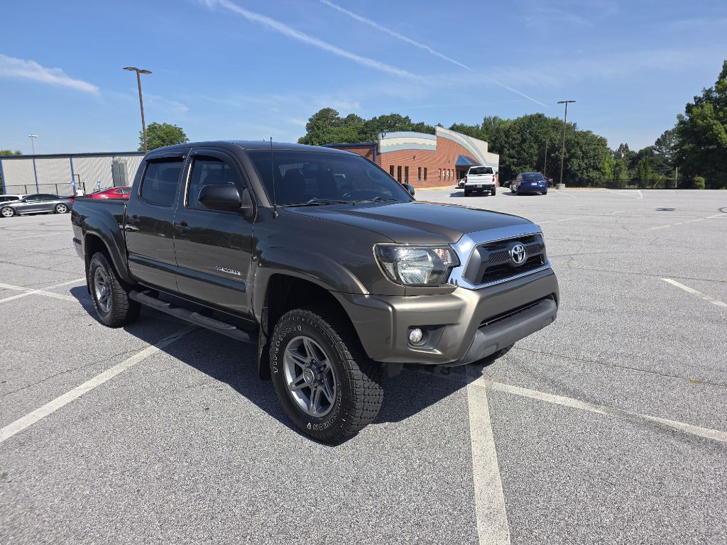 2013 Toyota Tacoma Image 1