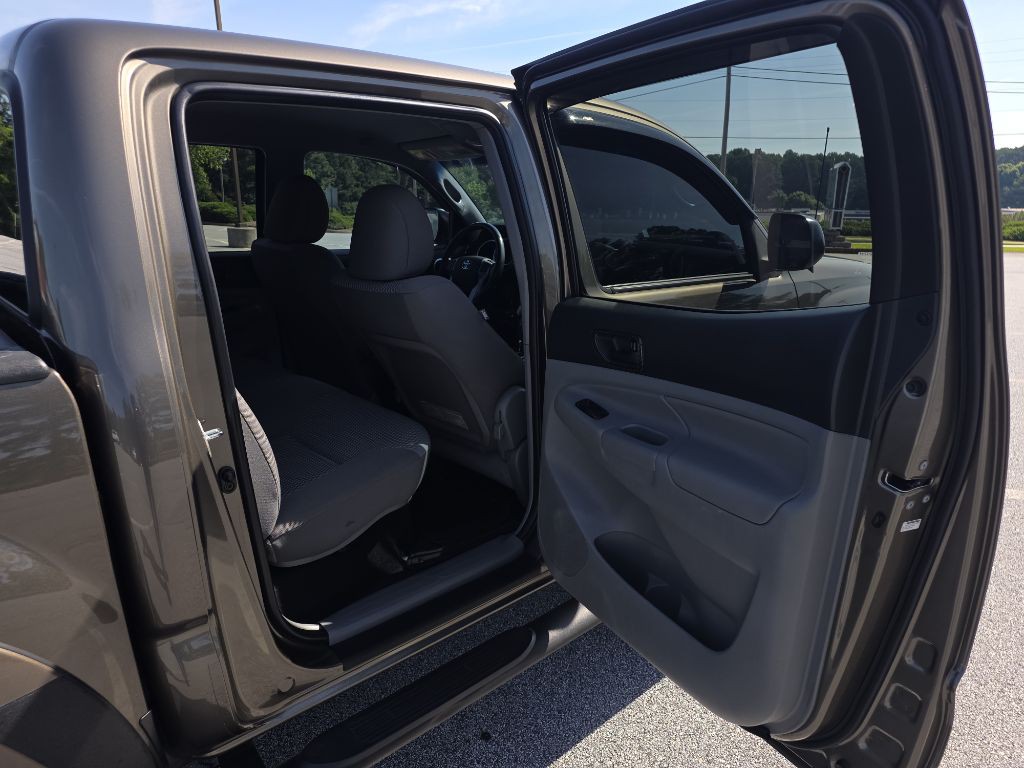 2013 Toyota Tacoma Image 15