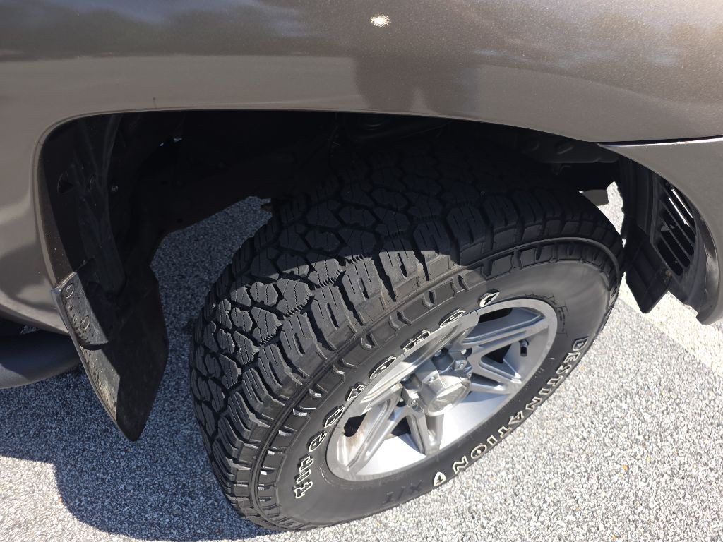 2013 Toyota Tacoma Image 19