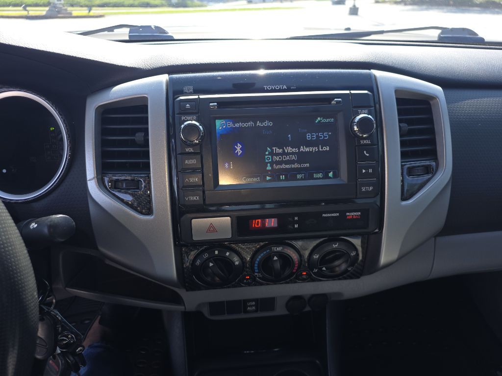 2013 Toyota Tacoma Image 31