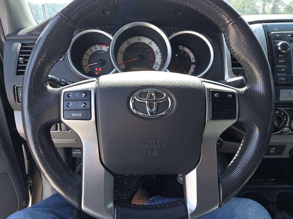 2013 Toyota Tacoma Image 35