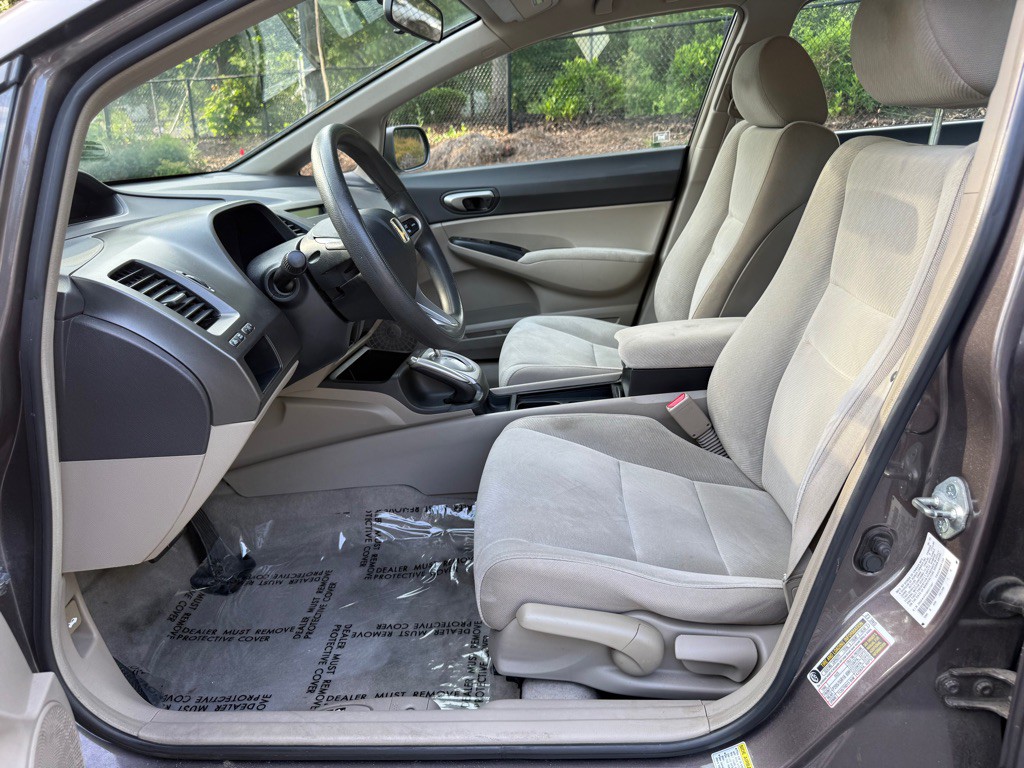 2011 Honda Civic Image 10
