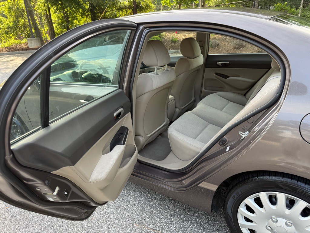 2011 Honda Civic Image 11
