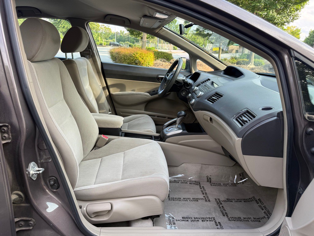 2011 Honda Civic Image 18