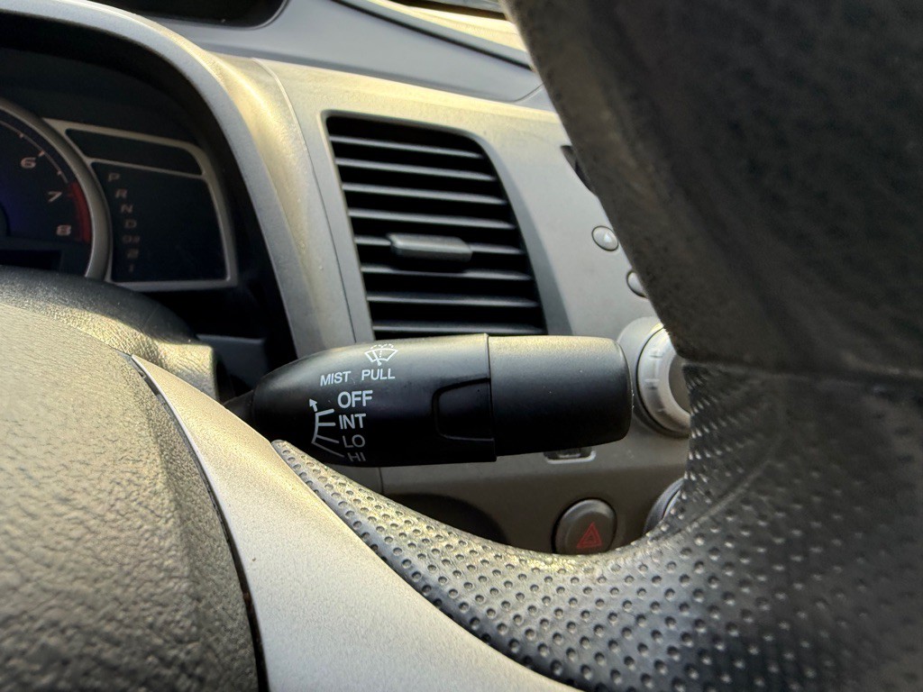 2011 Honda Civic Image 29