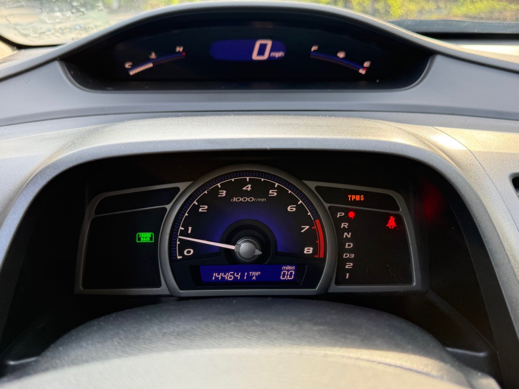 2011 Honda Civic Image 32