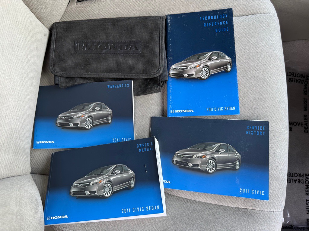 2011 Honda Civic Image 39