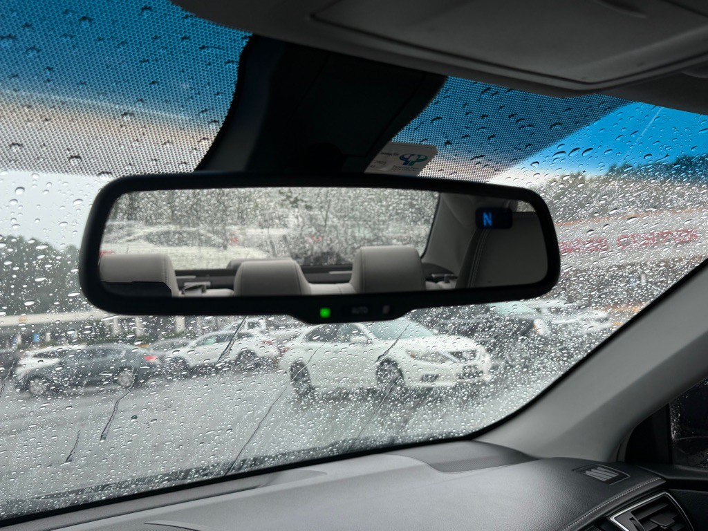 2017 Toyota Camry Image 42