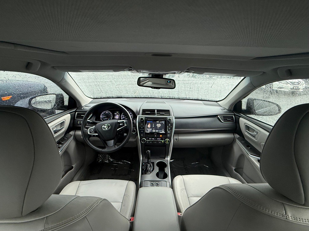 2017 Toyota Camry Image 51