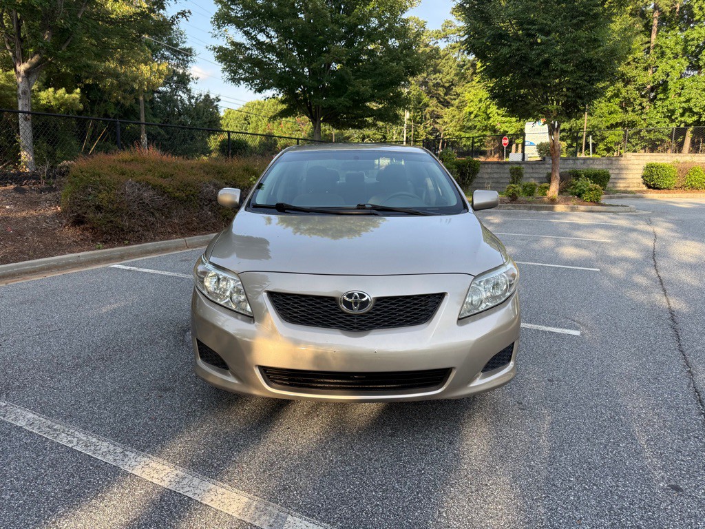 2010 Toyota Corolla Image 2