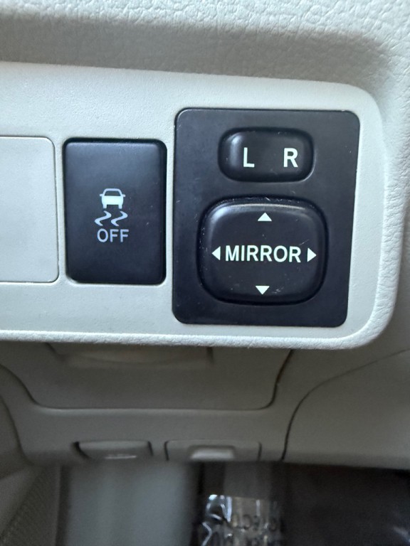 2010 Toyota Corolla Image 34
