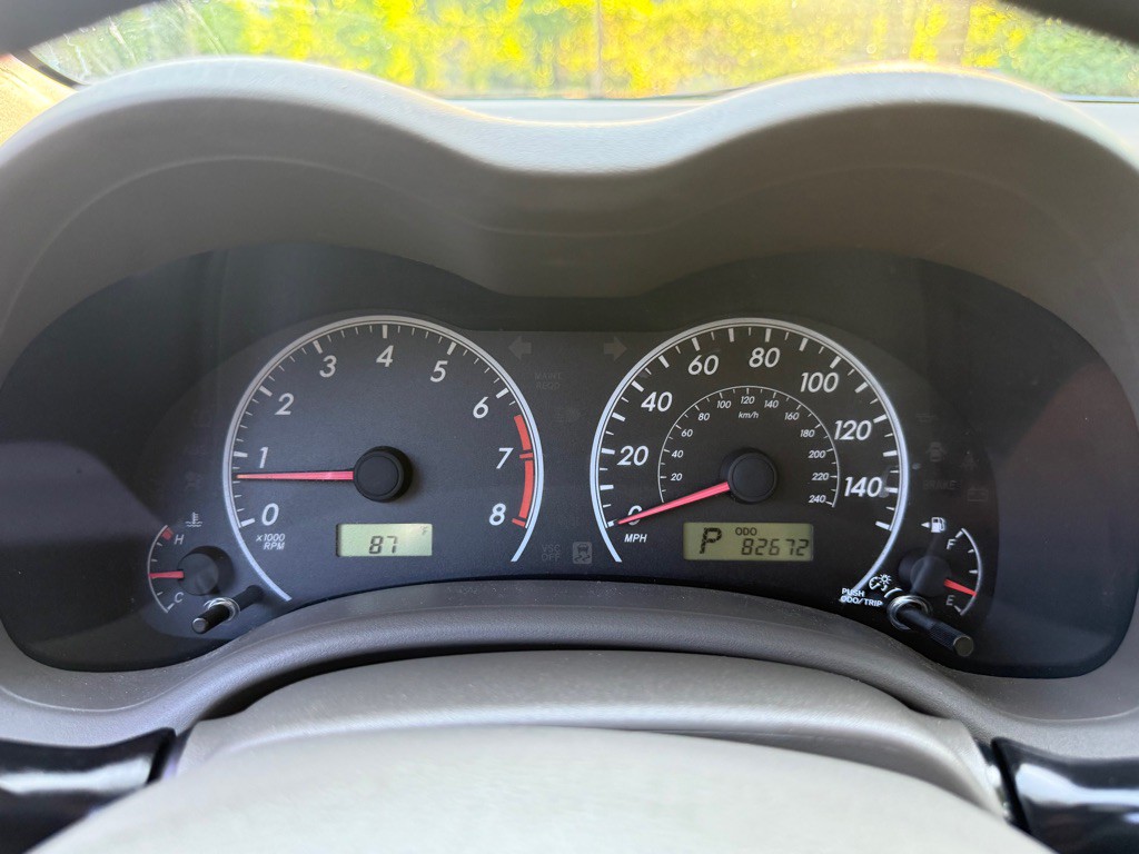 2010 Toyota Corolla Image 35