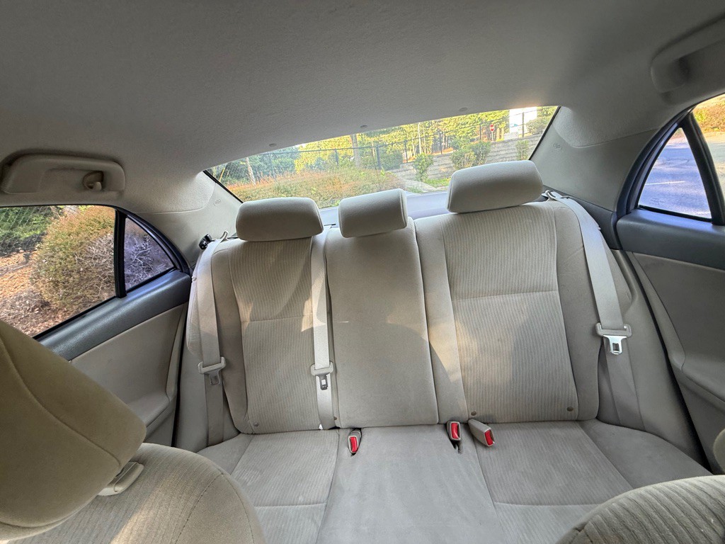 2010 Toyota Corolla Image 42